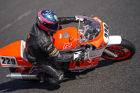 enduro-digital-images;event-digital-images;eventdigitalimages;mallory-park;mallory-park-photographs;mallory-park-trackday;mallory-park-trackday-photographs;no-limits-trackdays;peter-wileman-photography;racing-digital-images;trackday-digital-images;trackday-photos